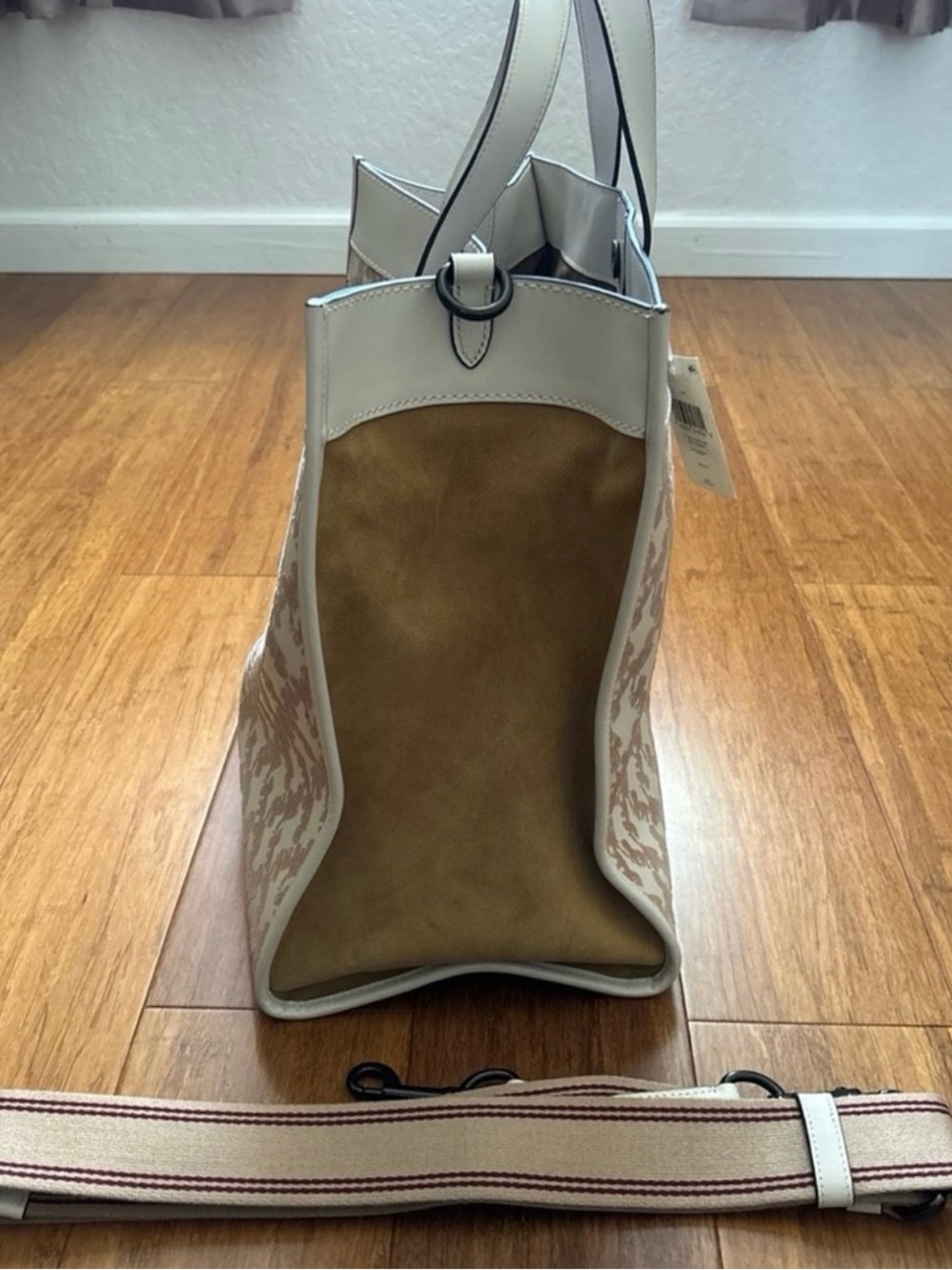 Coach Field Tote Bag 40 With Horse And Carriage Print - Picture 6 of 8